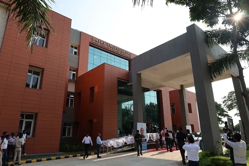 Bihar Animal Science University, Patna (BVSc & AH – Bachelor of Veterinary Science and Animal Husbandry)