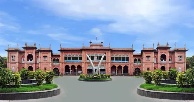 Veterinary College & Research Institute (VCRI) (BVSc & AH – Bachelor of Veterinary Science and Animal Husbandry)