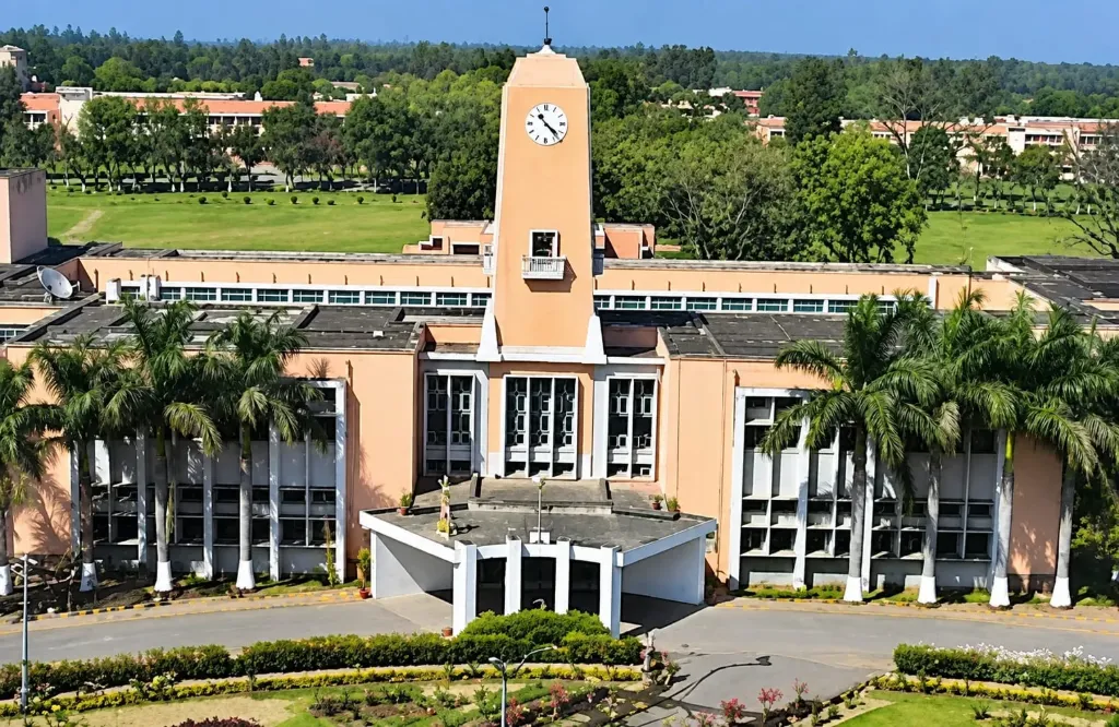 College of Veterinary &
Animal Sciences,
Pantnagar (BVSc & AH – Bachelor of Veterinary Science and Animal Husbandry)