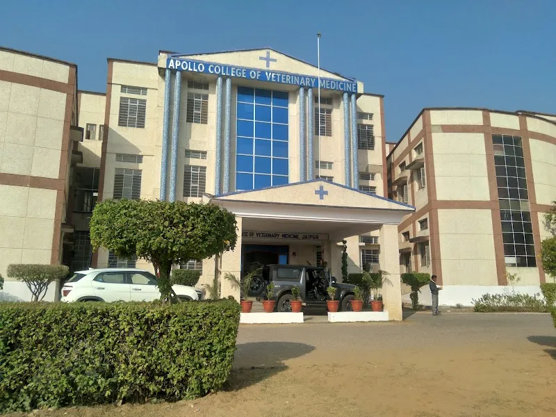 Apollo College of Veterinary Medicine (ACVM)