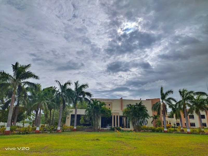 College of Veterinary Science & Animal Husbandry (BVSc & AH – Bachelor of Veterinary Science and Animal Husbandry)