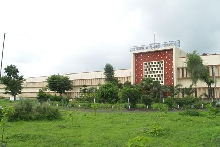 College of Veterinary Science & Animal Husbandry (BVSc & AH – Bachelor of Veterinary Science and Animal Husbandry)